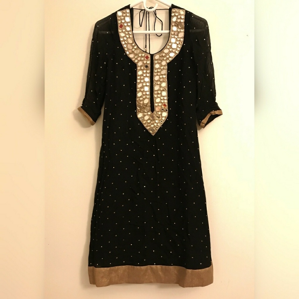 MIRROR EMBROIDERED SALWAR KAMEEZ